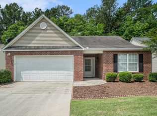 920 Village View Cir, Loganville, GA 30052