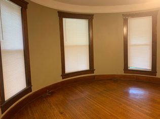 408 W Healey St APT 1, Champaign, IL 61820