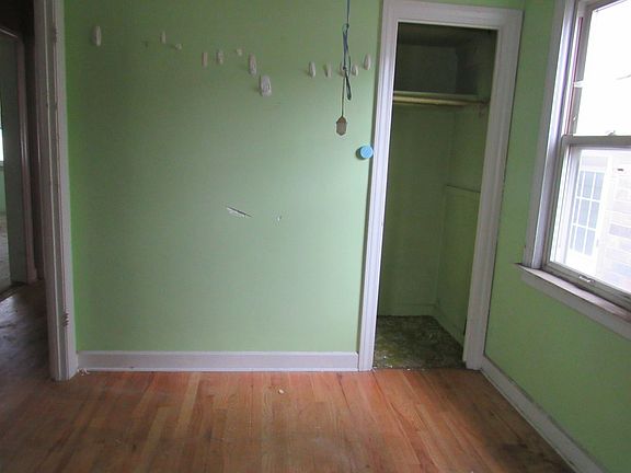 4th image of 4523 N New England Ave