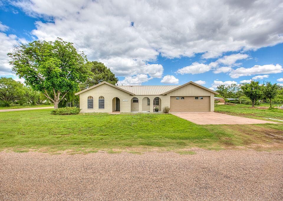1st image of 10094 Cottontail Ln