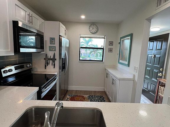 11th image of 7281 Golf Colony Court #203