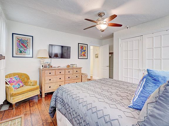 5th image of 308 NW 24th St APT B