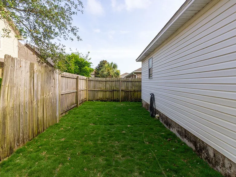 1928 Jo Tam Ln — Photo 24