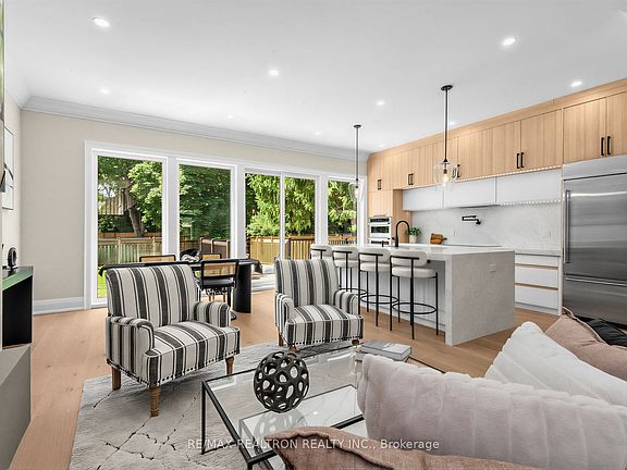 5th image of 303 Ridley Blvd