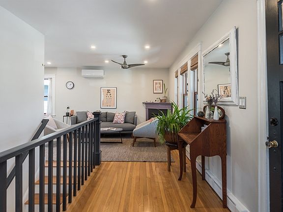3rd image of 11 Eugenia Rd