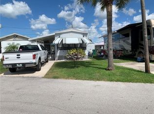 27A Montego Dr, Palmetto, FL 34221