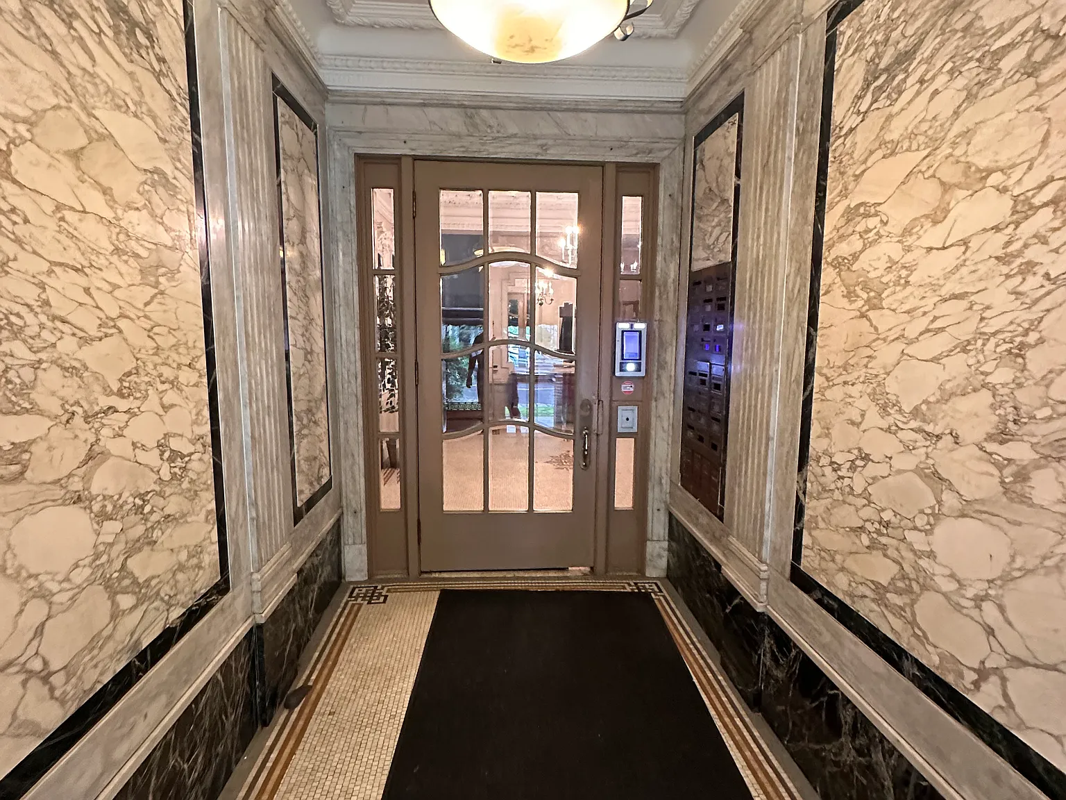 1 bed, 485 sqft, $1,930 — Photo 3