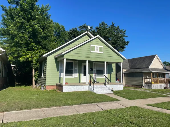 516 N 17th St, Herrin, IL 62948