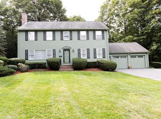 52 Park Ave, Wellesley, MA 02481