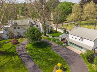 2494 Washington Ln, Huntingdon Valley, PA 19006