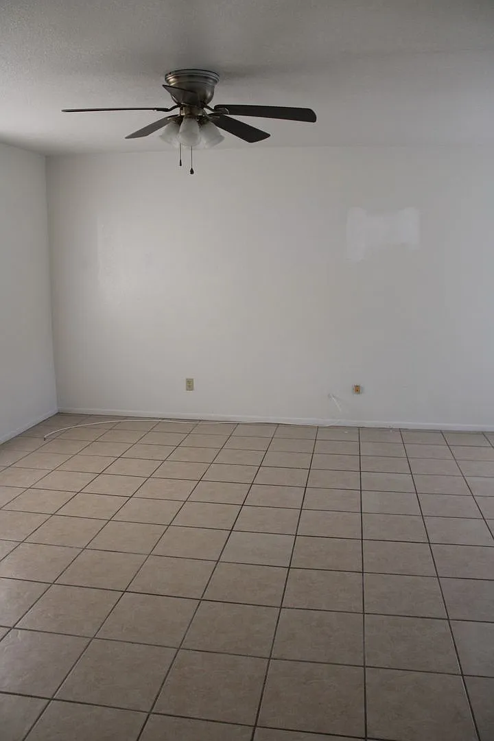 3825 Olympic Ave. — Photo 4