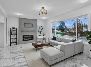 45122 Balmoral Ave, Chilliwack, BC V2R 3G8