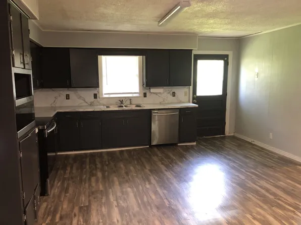 860 E Lyons St, Sulphur, LA 70663