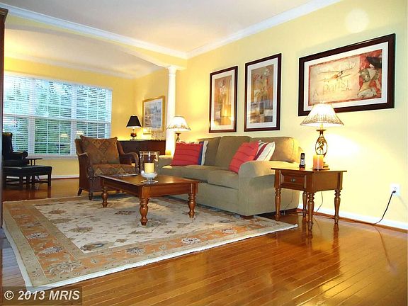 5th image of 438 Penwood Dr
