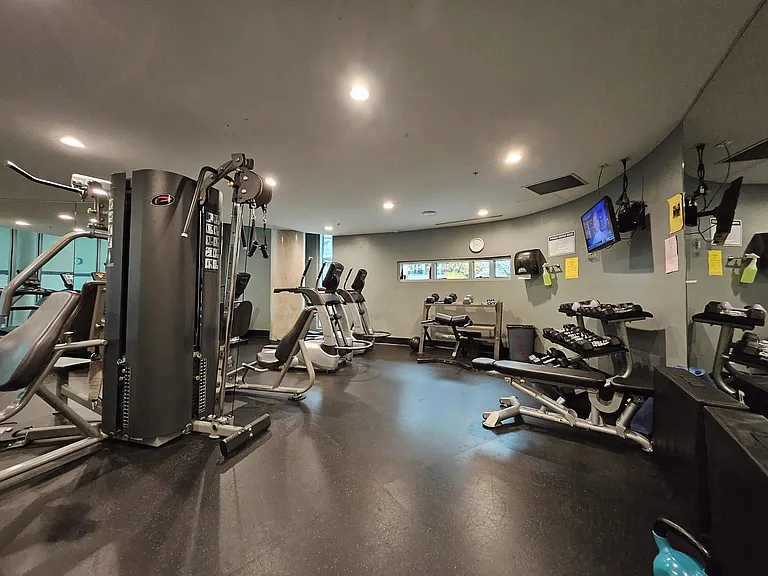 688 Abbott St #1003 — Photo 25