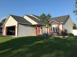 8697 Joliet Ave S, Cottage Grove, MN 55016