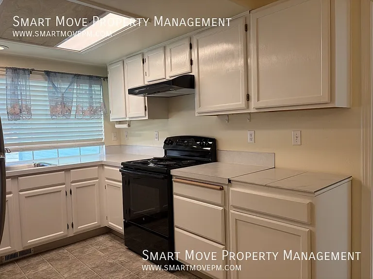 1241 E Ringneck Ct — Photo 8