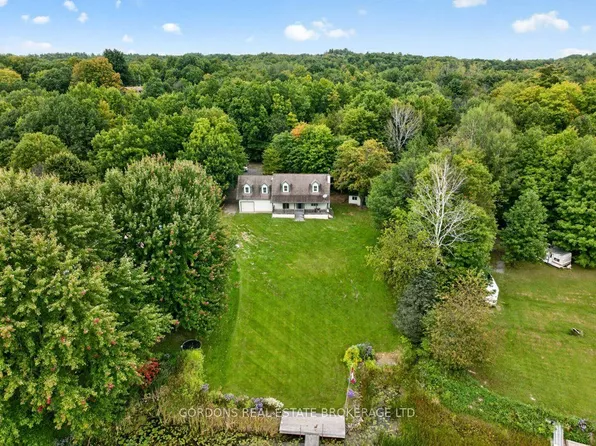 813 Pierces Ln, Leeds And The Thousand Islands, ON K0E 1N0
