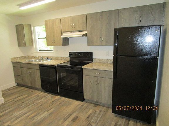 3rd image of 660 8th St #11202943