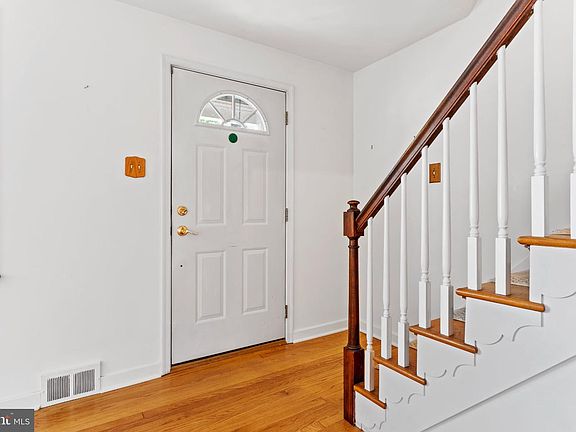 4th image of 653 Briarcliff Rd