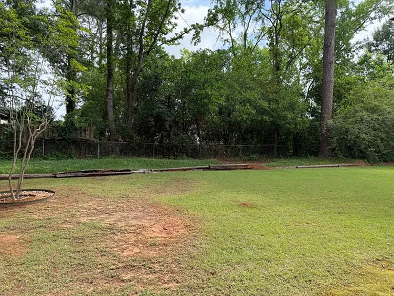 2705 Bolling Rd — Photo 12