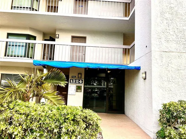 1324 Pasadena Ave S APT 604, South Pasadena, FL 33707