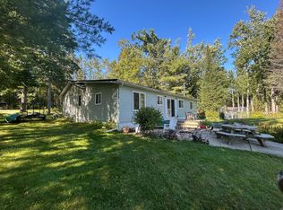 727 Norway Dr, Mio, MI 48647