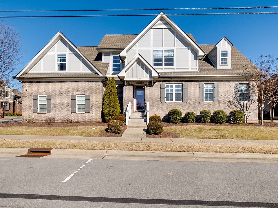 1st image of 2738 Lakeland Dr