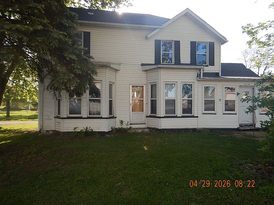 1st image of 214 N 1st St