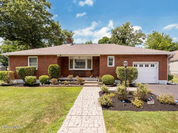 12 Lapham Drive, Albany, NY 12205