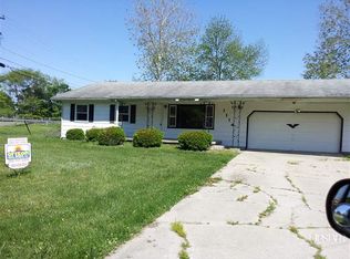 1114 N Riley Rd, Kendallville, IN 46755