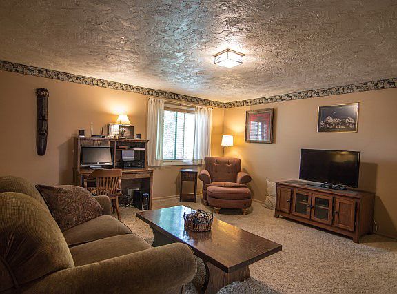 4th image of 3170 Tipperary Ln