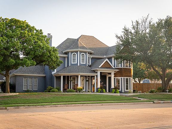 2nd image of 4314 Chelsea Dr