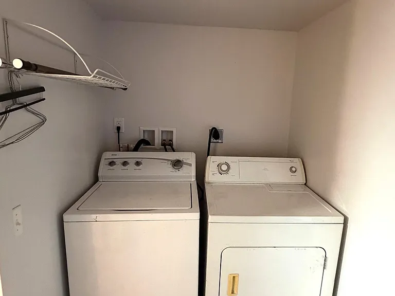 1802 Cedar St #BASEMENT — Photo 9
