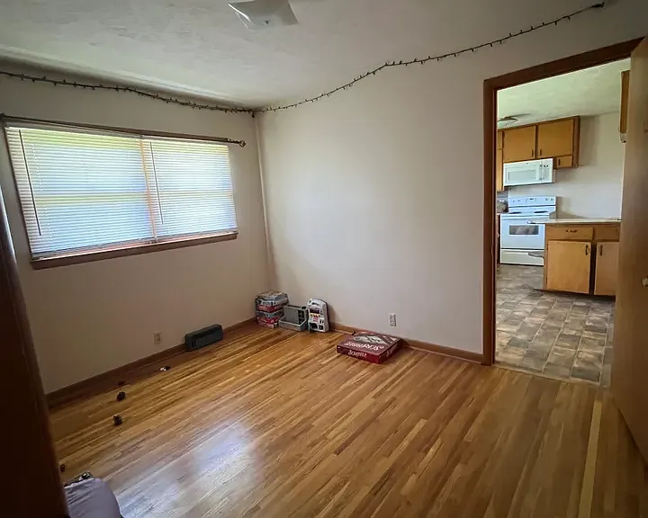 2076 Roach St — Photo 10