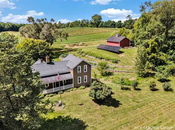 35280 County Road 215, Bangor, MI 49013