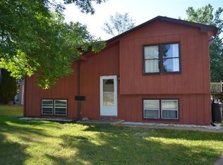 1202 1st Ave W, Oskaloosa, IA 52577