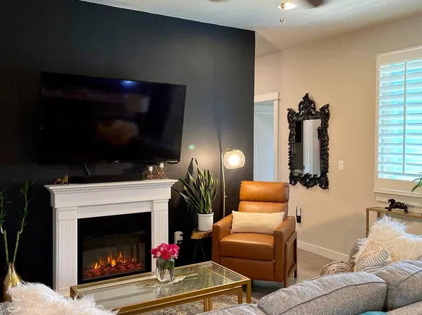 4411 Gillis St #A, Austin, TX 78745