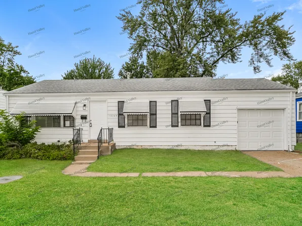 10249 Coburg Lands Dr, Saint Louis, MO 63137