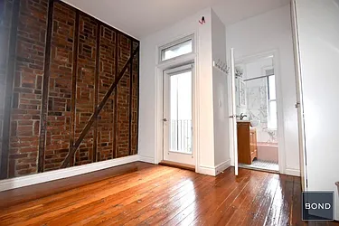 Rented by Bond New York