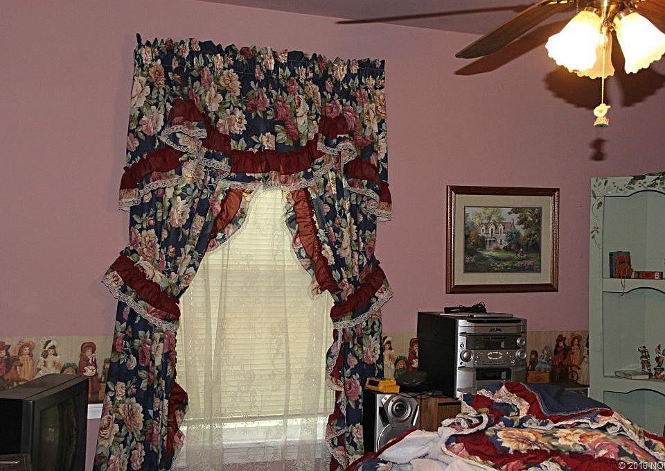 2nd image of 1908 N Florence Ave