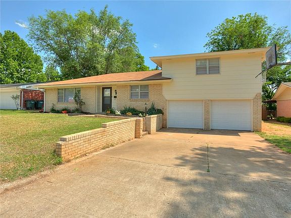 2nd image of 4712 Del Crest Dr