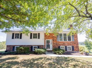250 McCausey Rdg, Frenchburg, KY 40322
