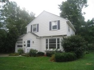 1253 Dousman St, Green Bay, WI 54303