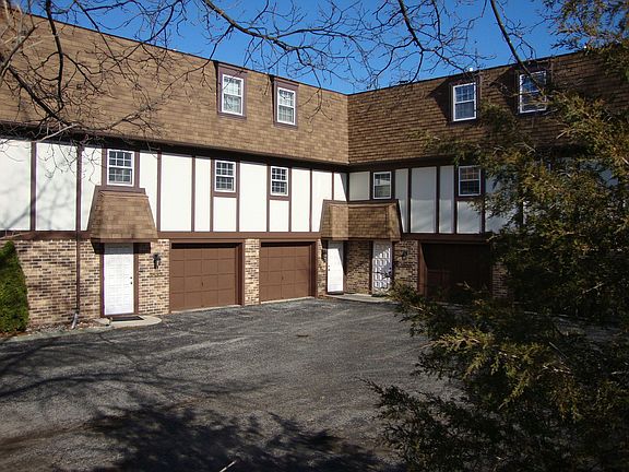 2nd image of 2530 W Memorial Dr