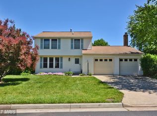 5479 Braddock Ridge Dr, Centreville, VA 20120