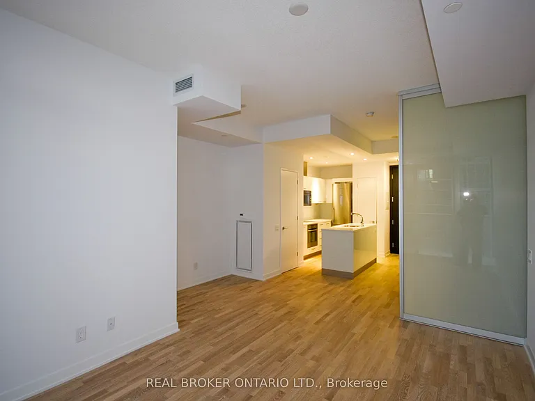90 Park Lawn Rd #702 — Photo 10