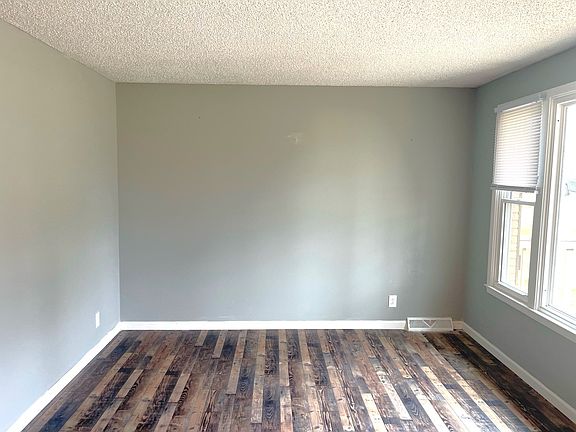 4th image of 1587 Elberta Dr