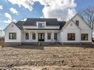 5375 Birch Ln, Davisburg, MI 48350