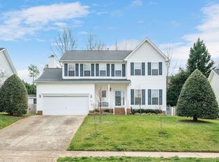 204 Tecumseh Ct, Cary, NC 27513